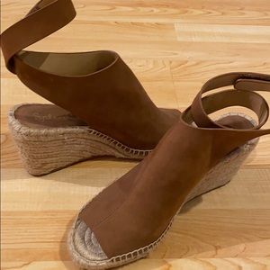 Splendid wedge